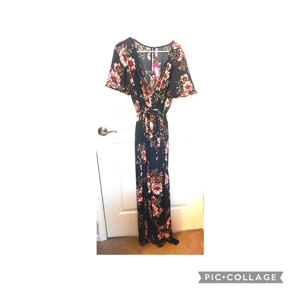 BNWT Navy floral jumpsuit